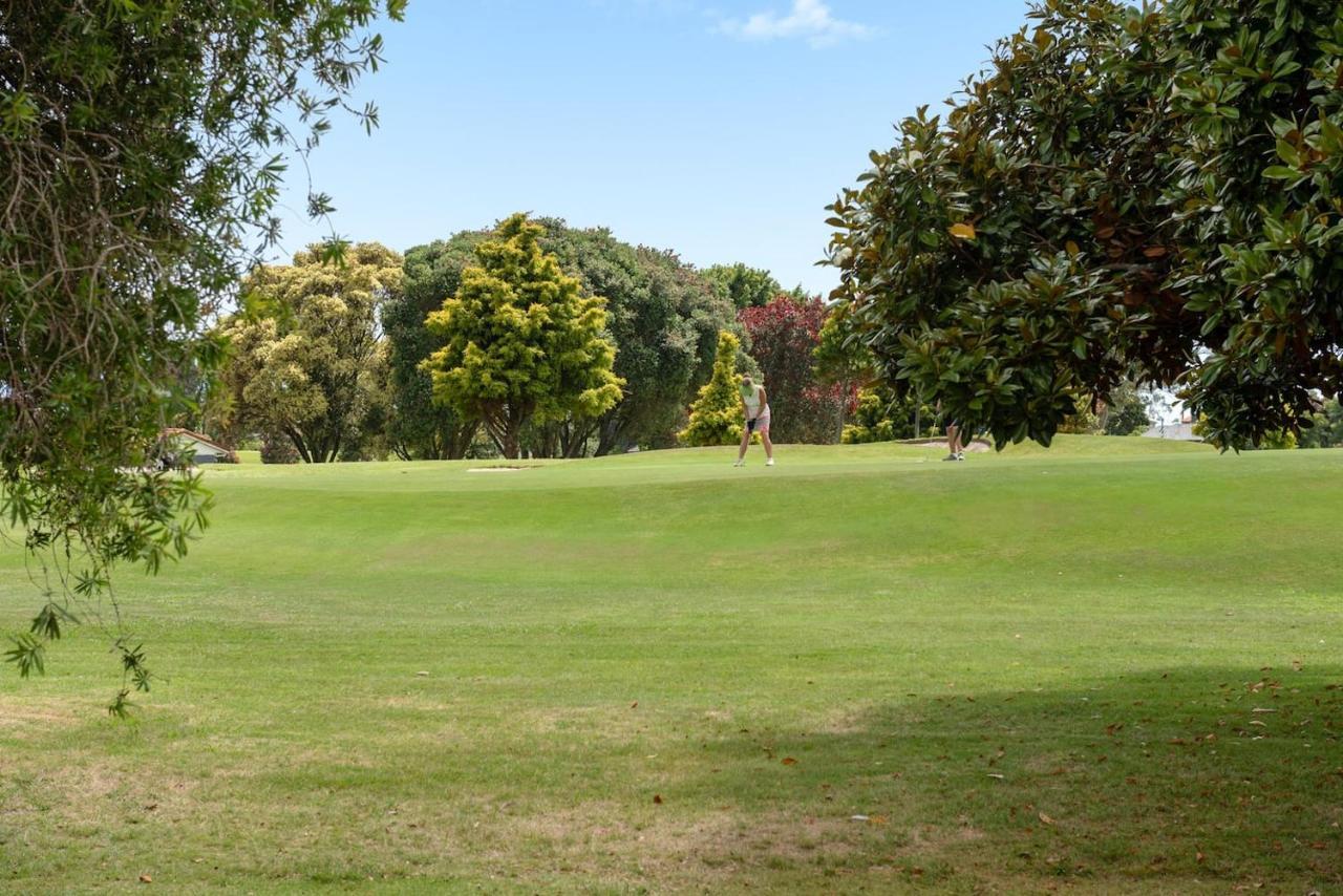 Golfers Delight In Quiet Cul De Sac Vila Mount Maunganui Exterior foto